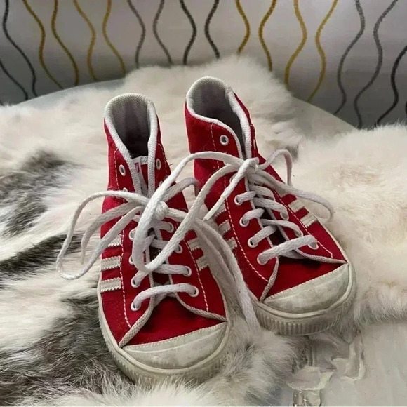 Adidas  kids shoes sneakers - Picture 1 of 9